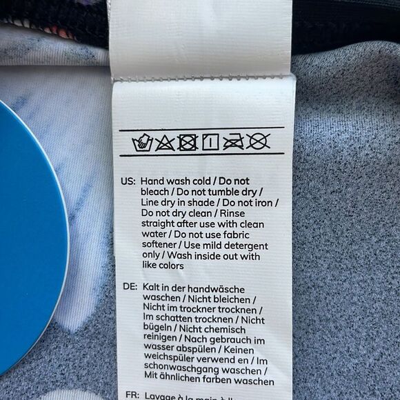 Cupshe Black Floral/ Tropical Print Swim Bikini Bottoms. Size Medium. NWT. - Picture 10 of 12